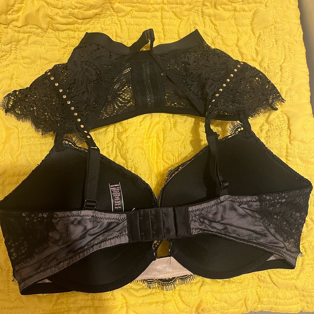 Previously Loved Vs Bra - image 6